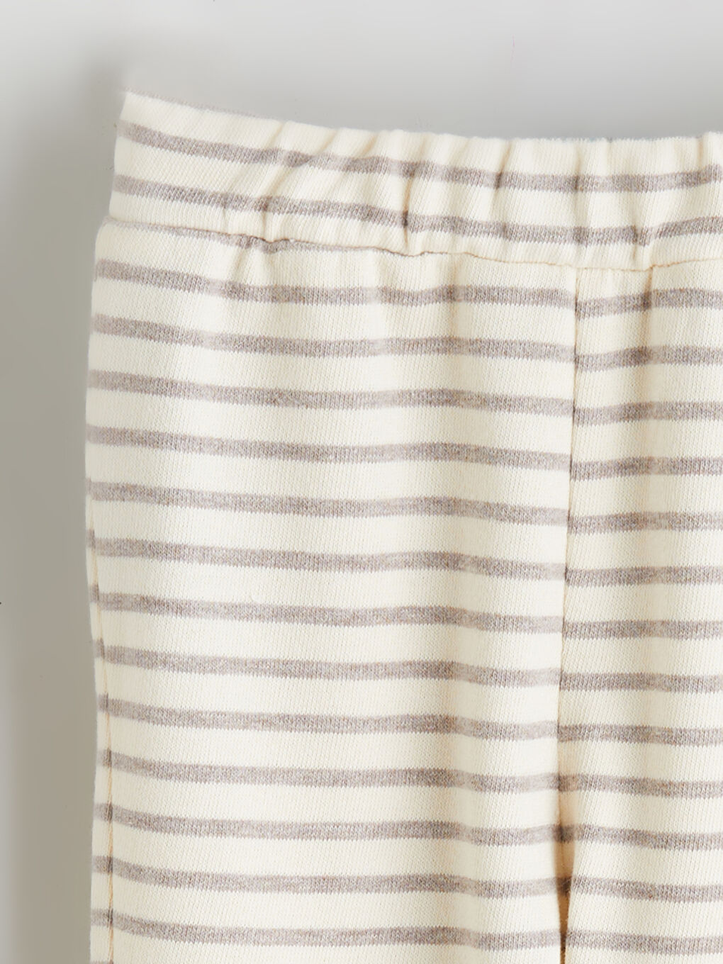 سویتشێرت و پانتۆڵی خەتخەتی منداڵی کوڕ ٢ دانە-6