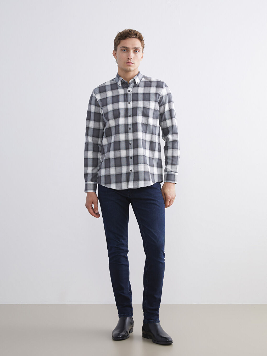 Siyah Regular Fit Uzun Kollu Ekose Erkek Gömlek-1