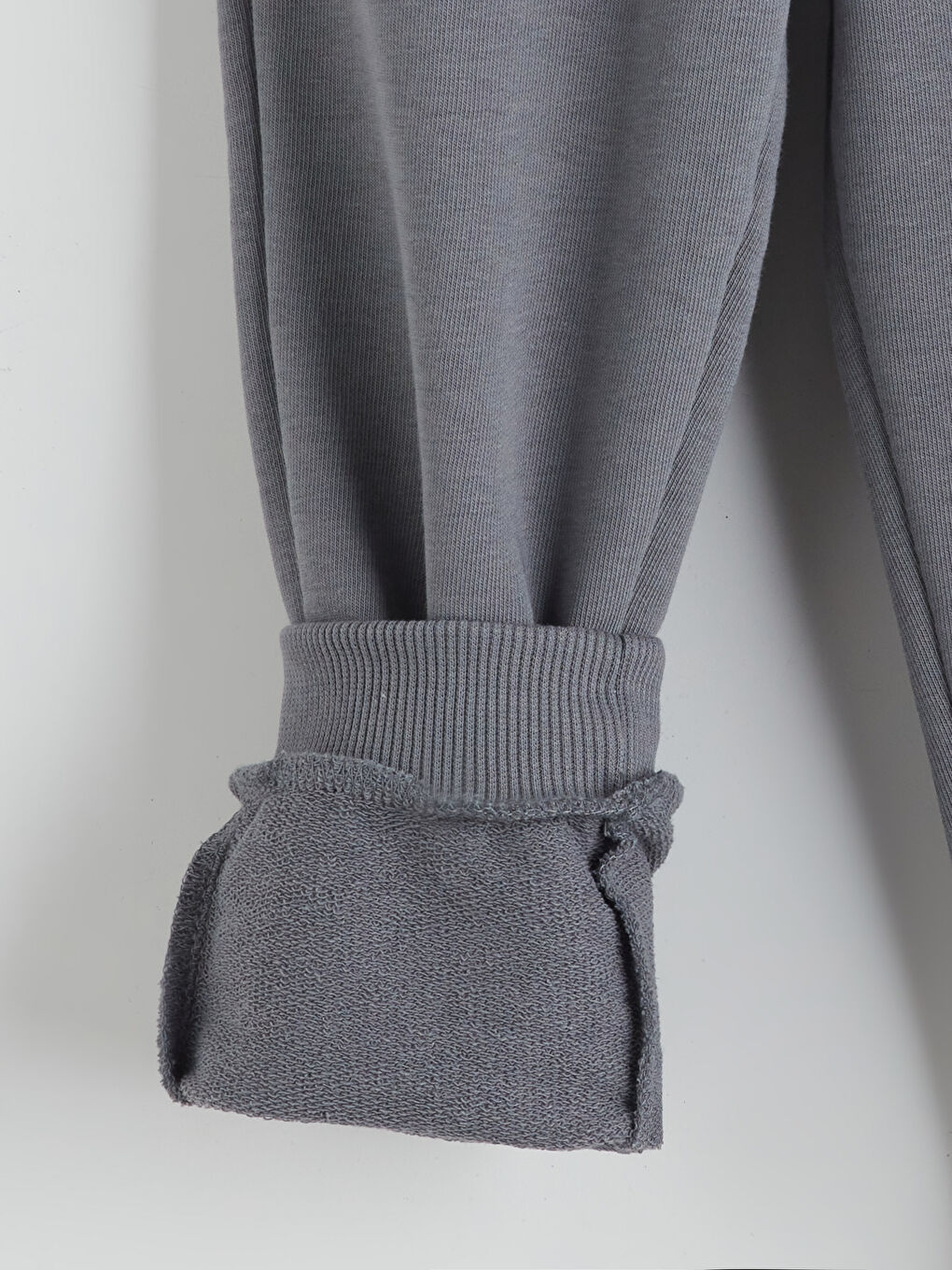 Gri Beli Lastikli Erkek Çocuk Eşofman Altı-2