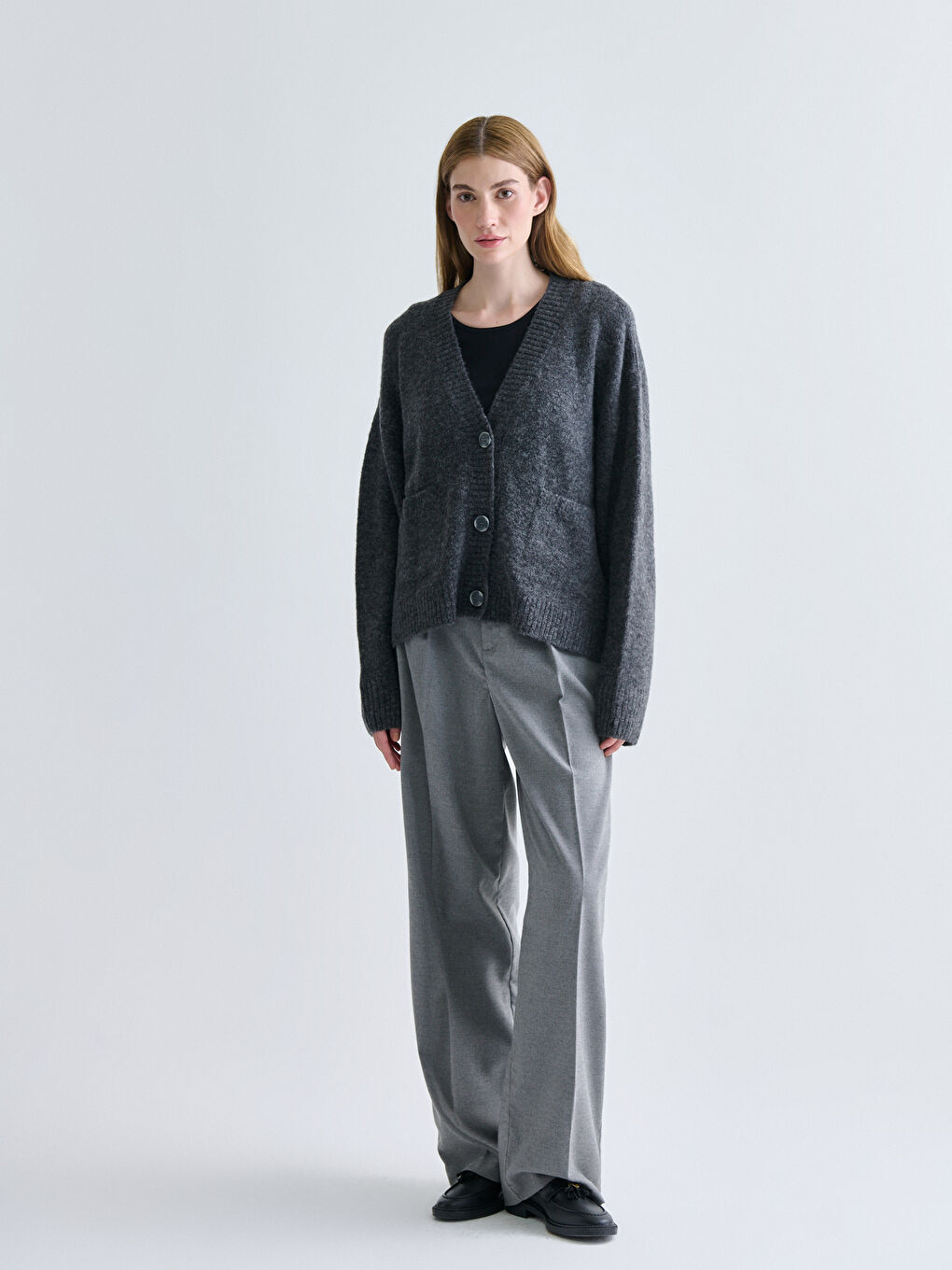 Antrasit V Yaka Oversize Kadın Triko Hırka-1