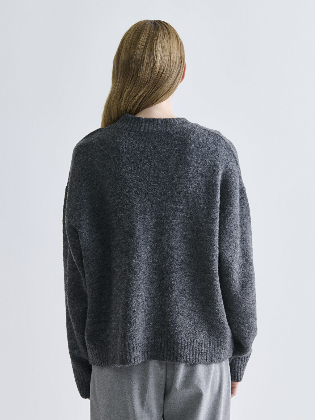 Antrasit V Yaka Oversize Kadın Triko Hırka-3