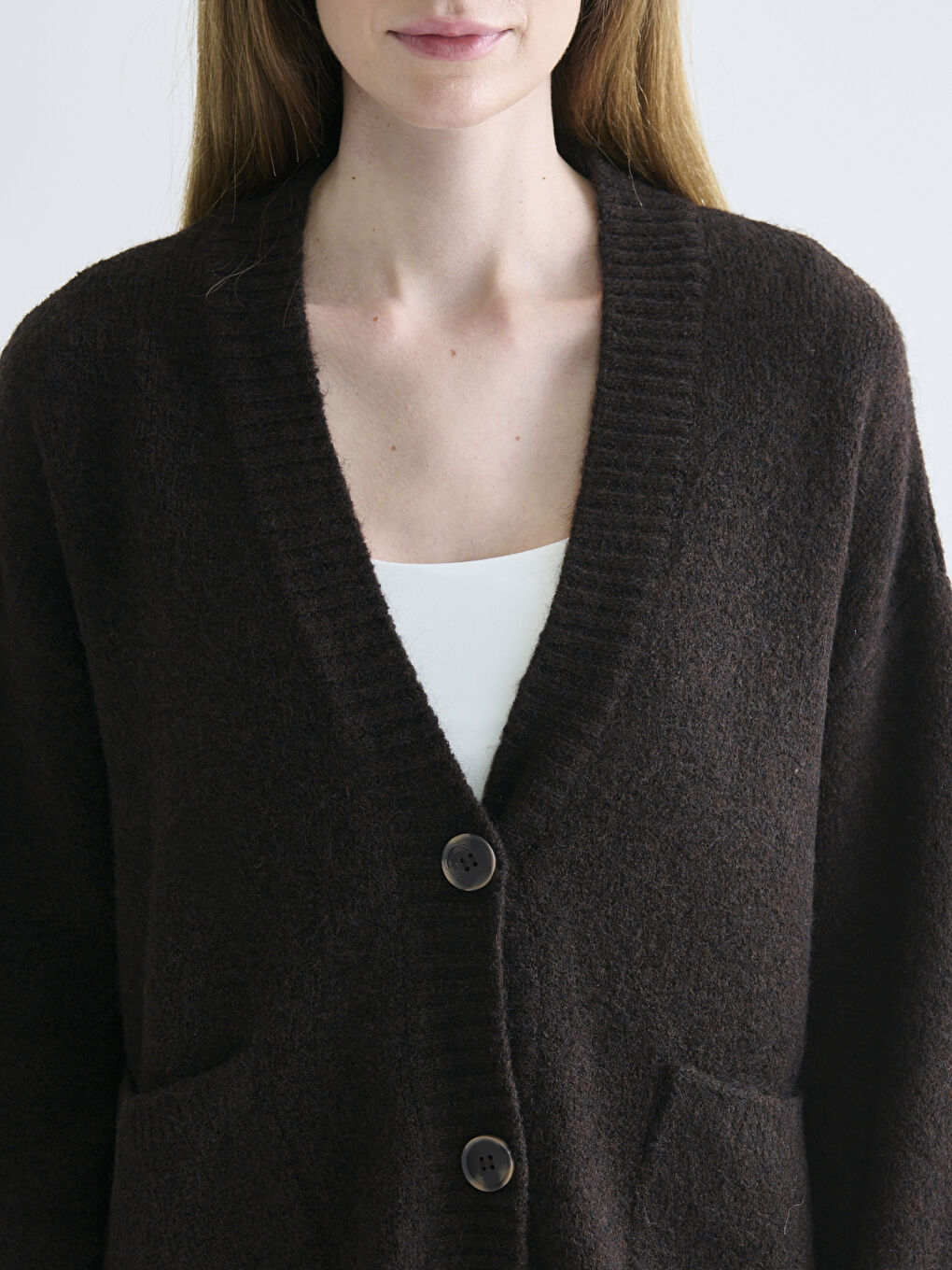 Kahverengi V Yaka Oversize Kadın Triko Hırka-2