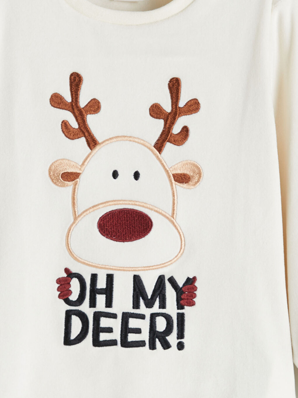 Christmas Themed Boys' Pyjama Set-4
