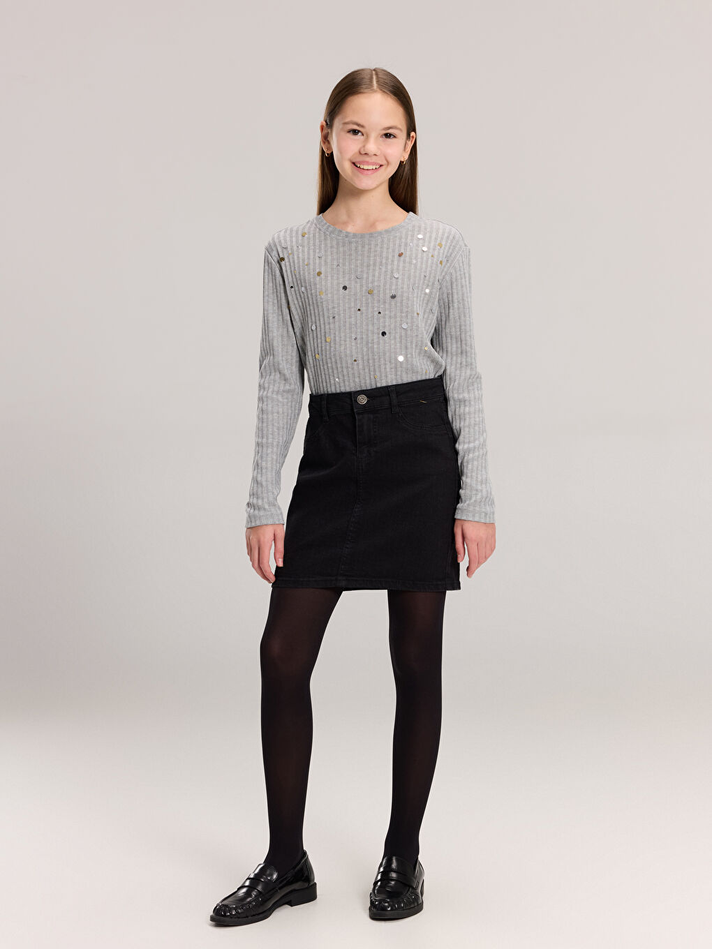 Футболка с круглым вырезом и пайетками для девочек-1