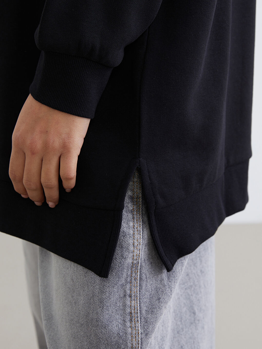 Žena CRNA Duga dukserica-2