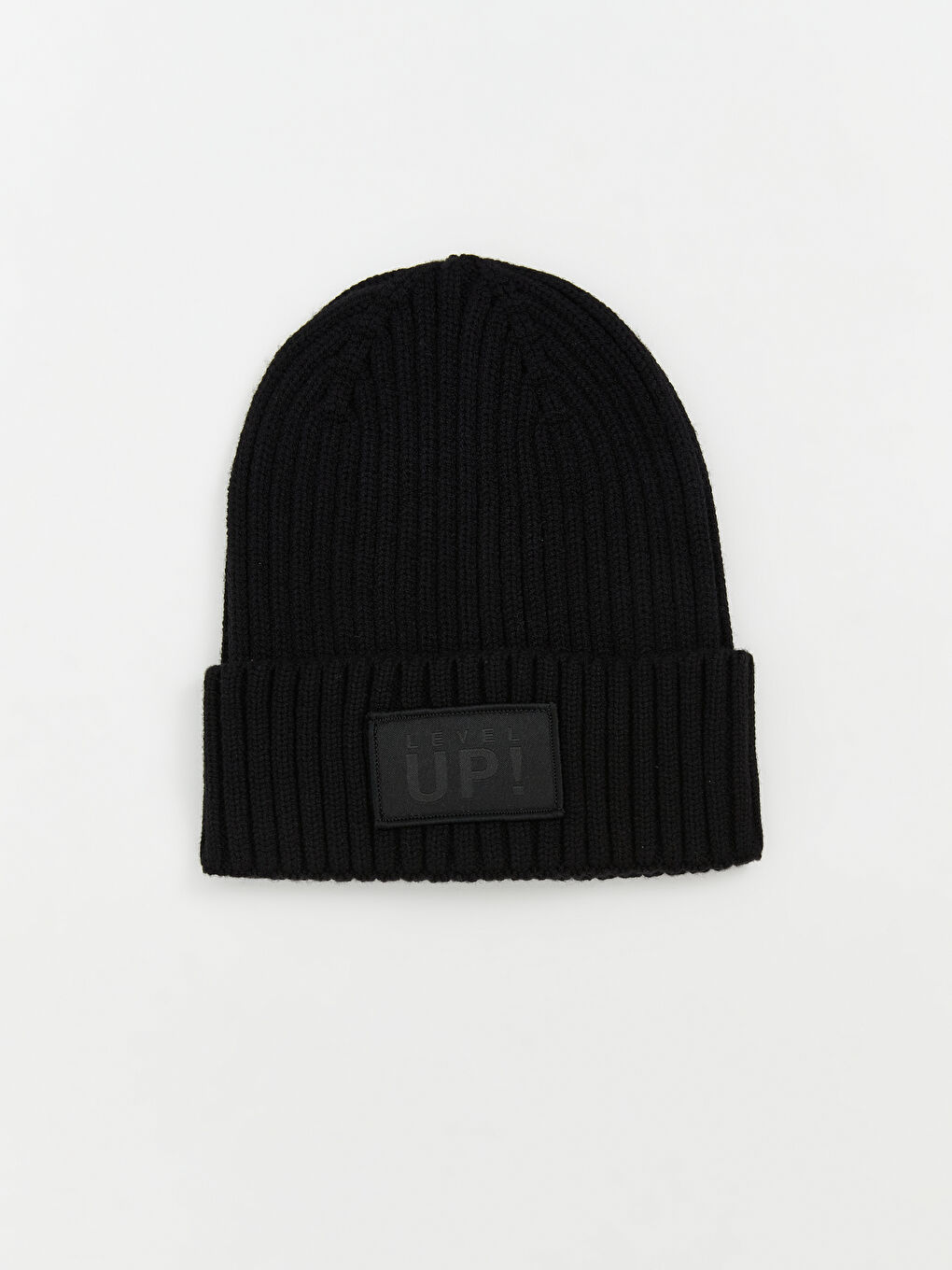 Шапка с козирка с бродирана емблема за момчета