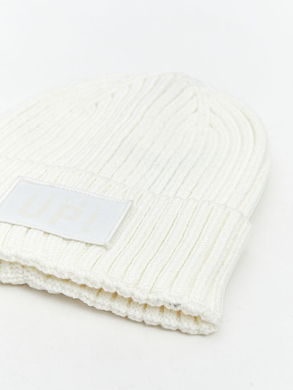 Шапка с козирка с бродирана емблема за момчета-2