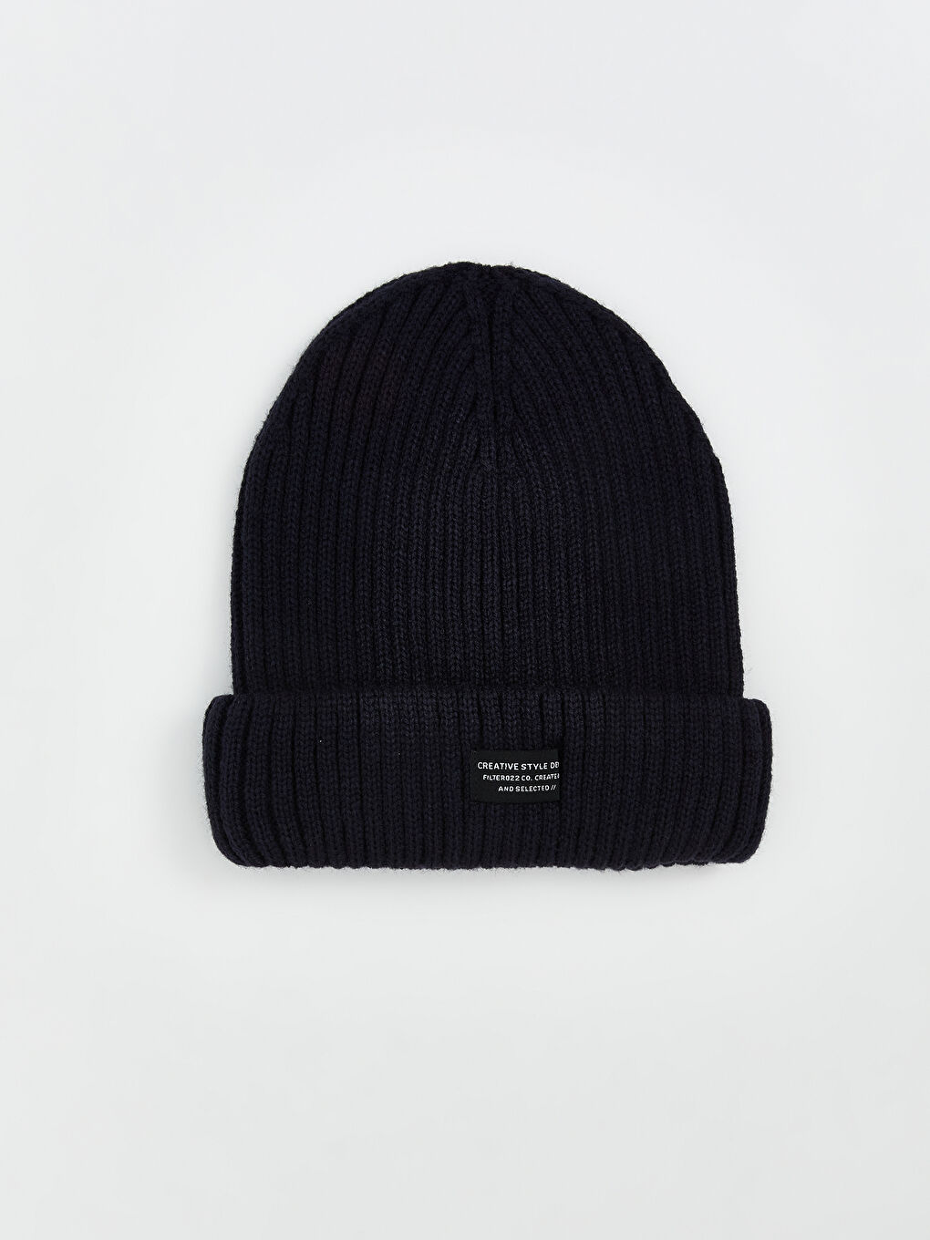 Etiket Nakışlı Erkek Bere