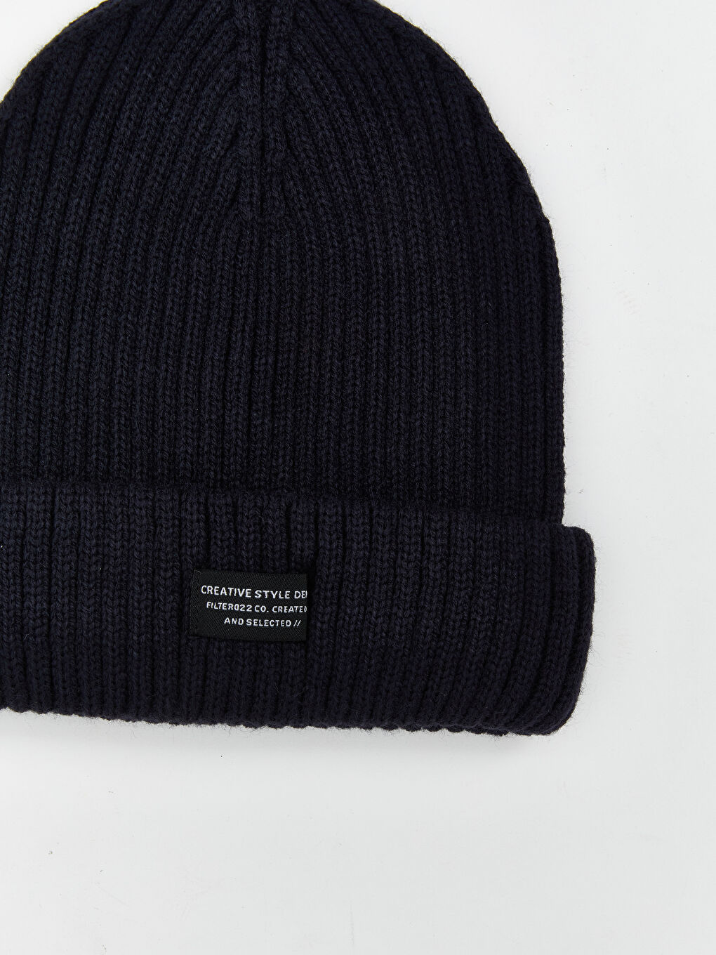 Etiket Nakışlı Erkek Bere-2