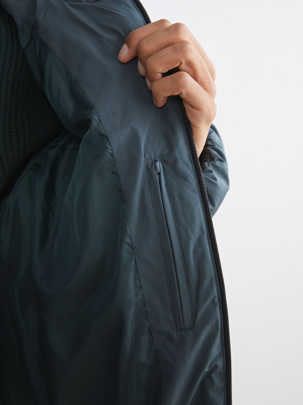 Yeşil Rahat Kalıp Kapüşonlu Erkek Şişme Mont-3