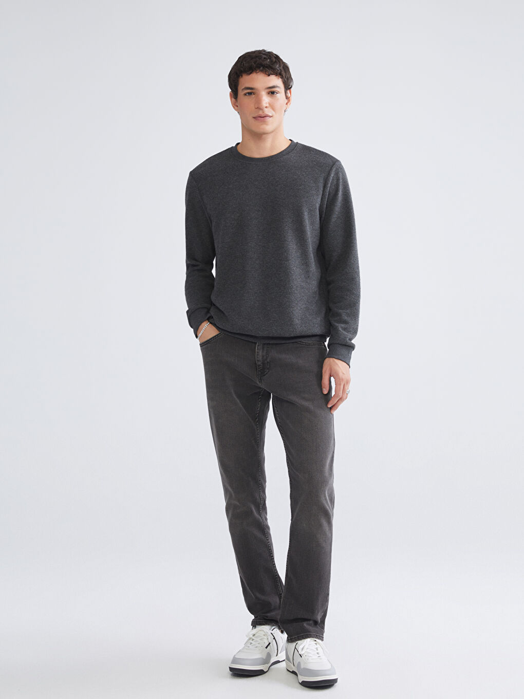 750 Slim Fit Muške Farmerke