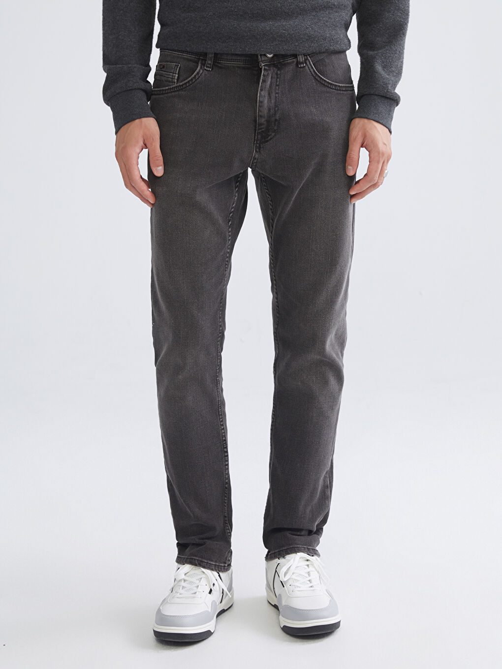 750 Slim Fit Muške Farmerke-1