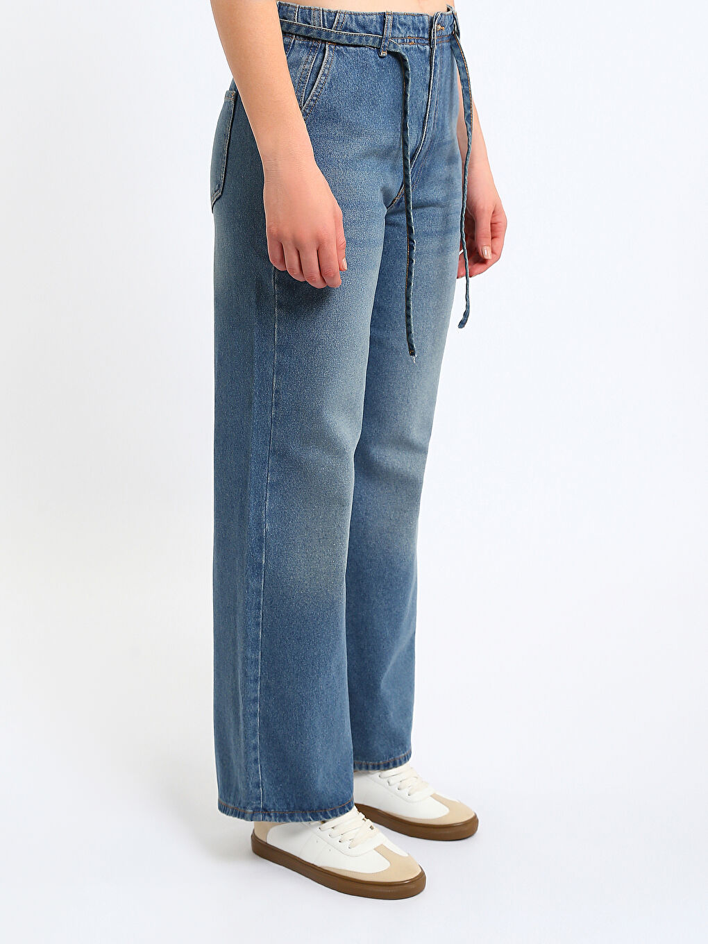 جينز واسع للسيدات-3