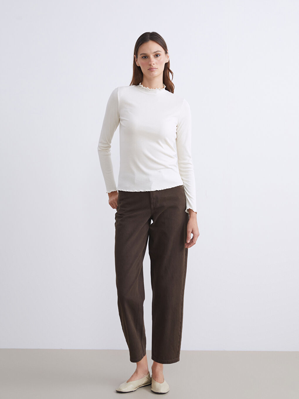 Barrel Fit Women's Jeans