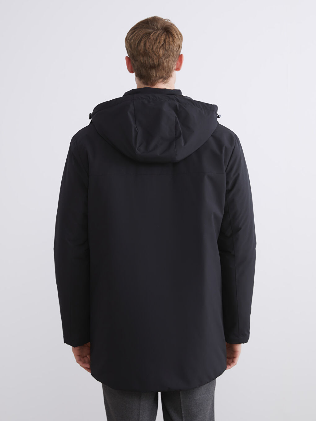 Siyah Standart Kalıp Kapüşonlu Erkek Parka-4