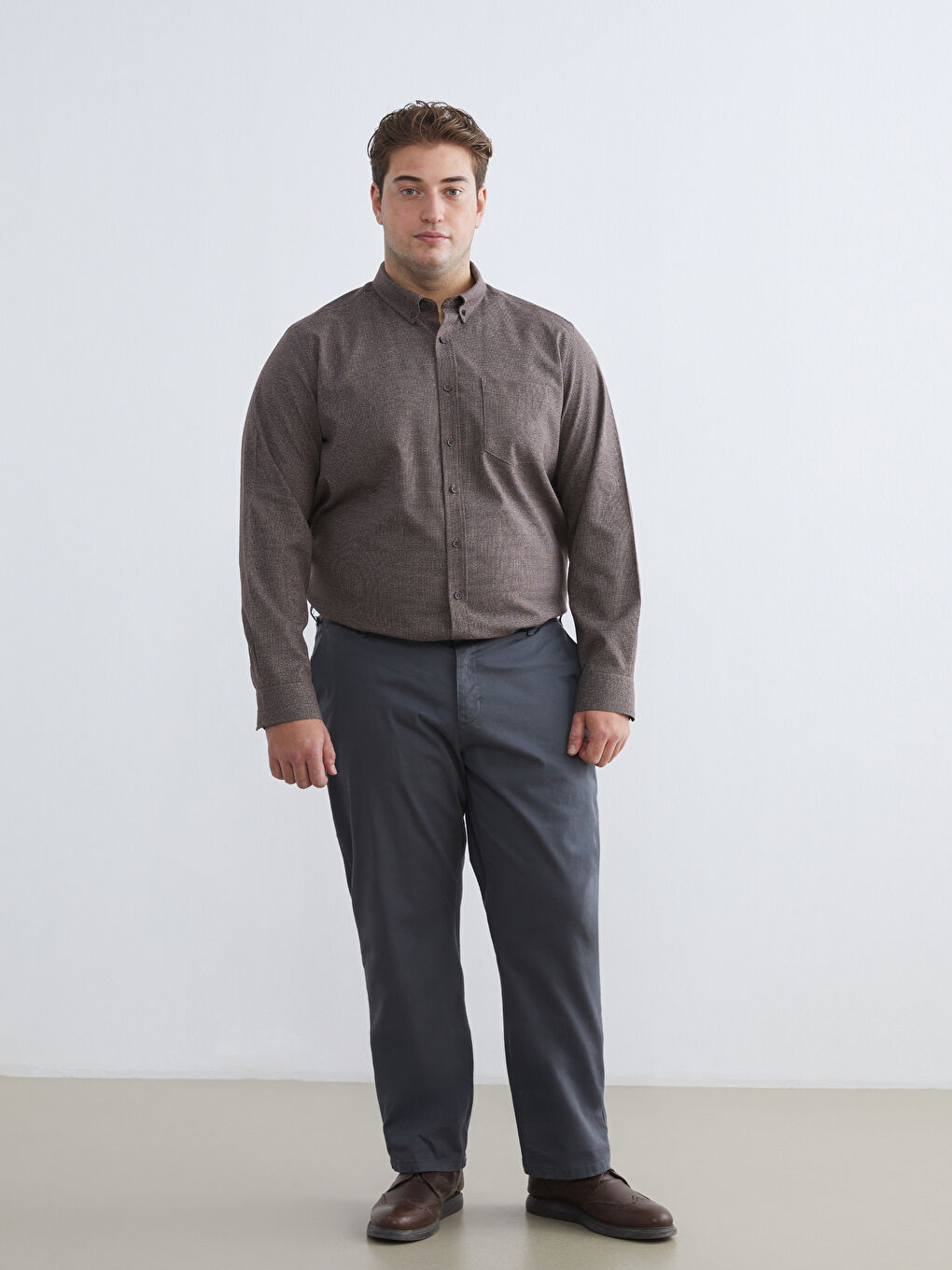 Kahverengi Regular Fit Armürlü Cepli Erkek Gömlek-5