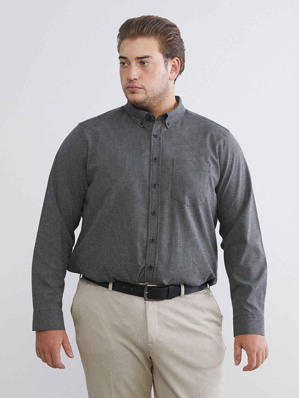 Siyah Regular Fit Armürlü Cepli Erkek Gömlek-1