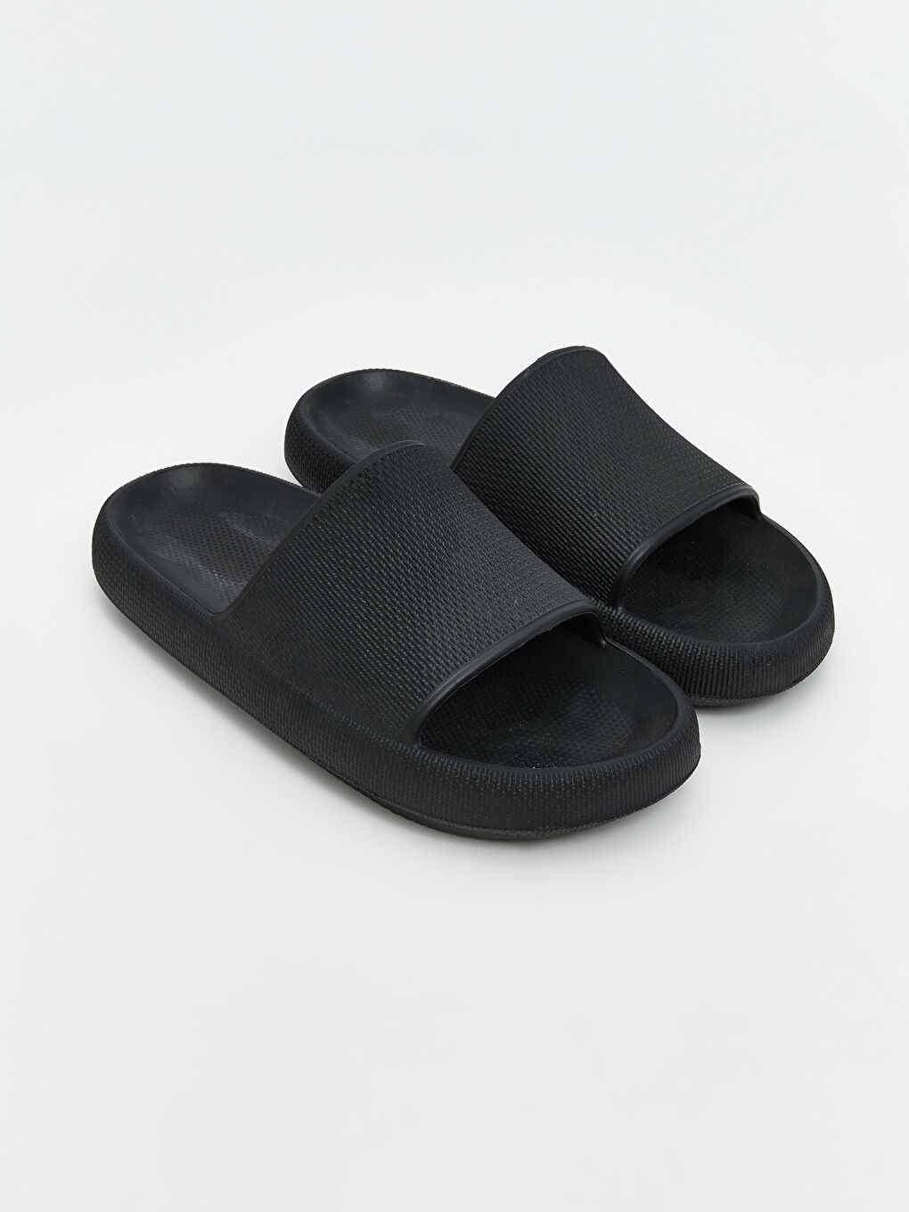 Siyah Deri Görünümlü Erkek Terlik