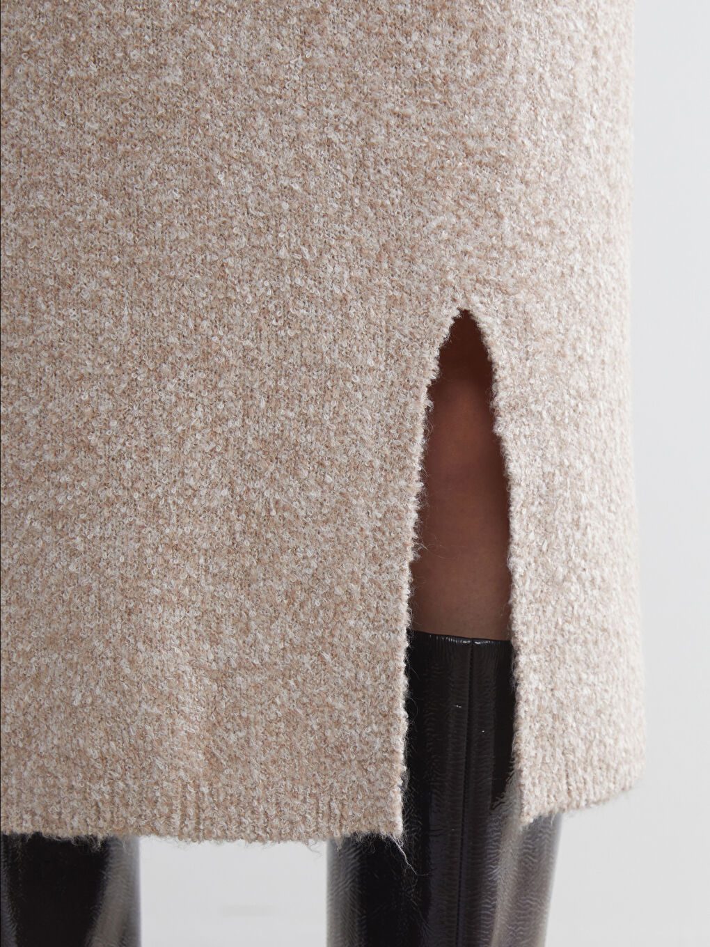 Elastic Waist Slit Detail Knitwear Skirt-2