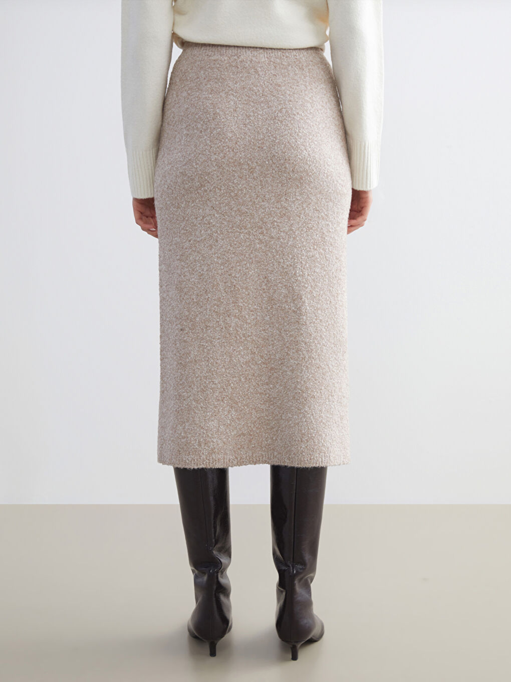 Elastic Waist Slit Detail Knitwear Skirt-4