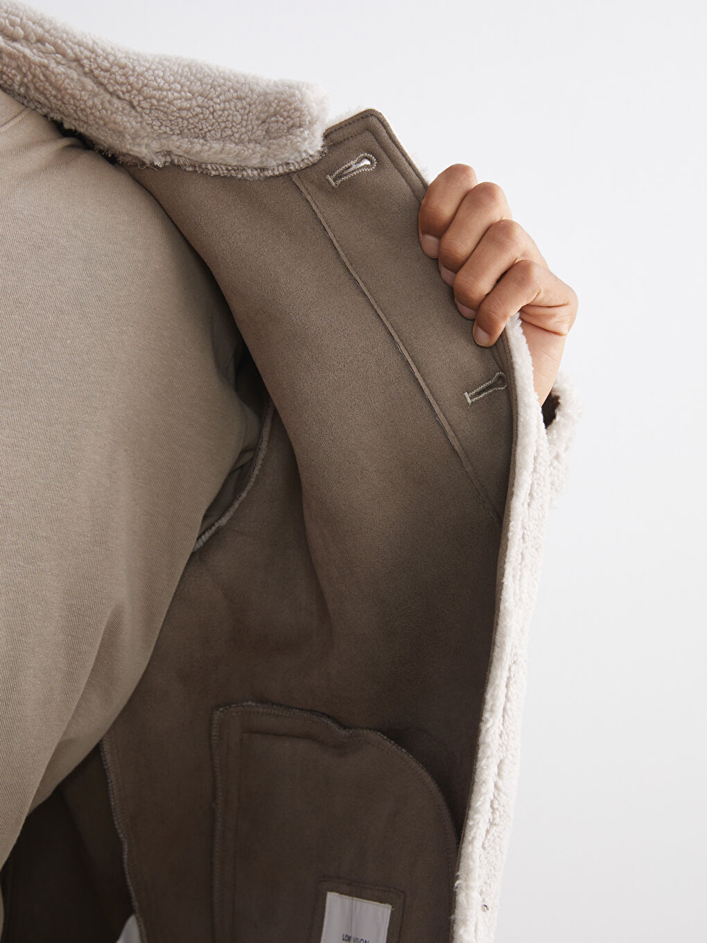 Bej Standart Kalıp Gömlek Yaka Pelüş Erkek Mont-2