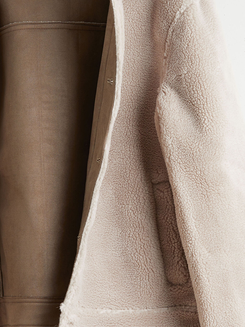 Bej Standart Kalıp Gömlek Yaka Pelüş Erkek Mont-6