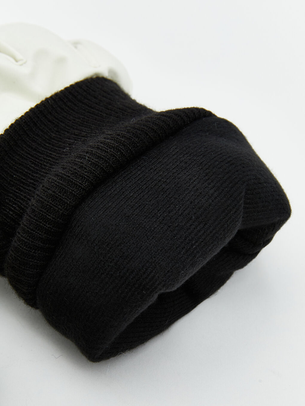 Әйелдерге арналған егжей-тегжейлі қолғаптар-2