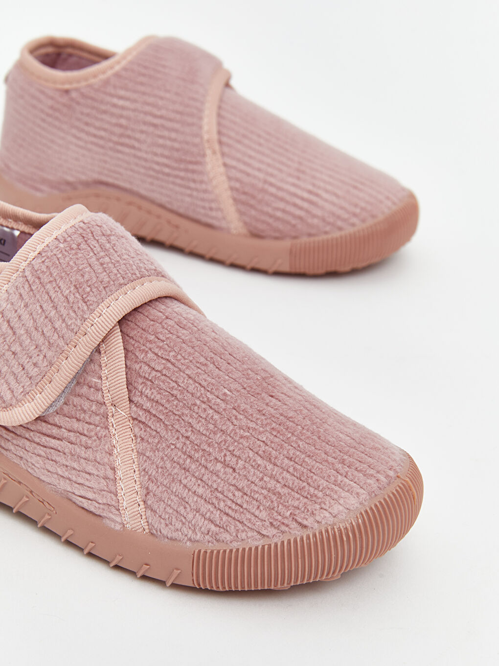 Pembe Cırt Cırtlı Kız Çocuk Panduf-2