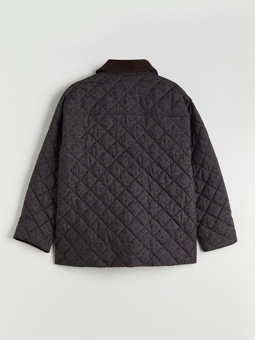 Kahverengi Kadife Gömlek Yaka Desenli Kadın Şişme Mont-6