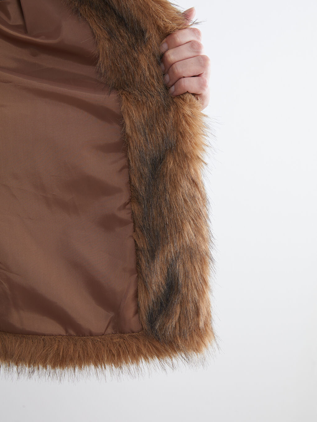Kahverengi Gömlek Yaka Kadın Kürk Mont-3