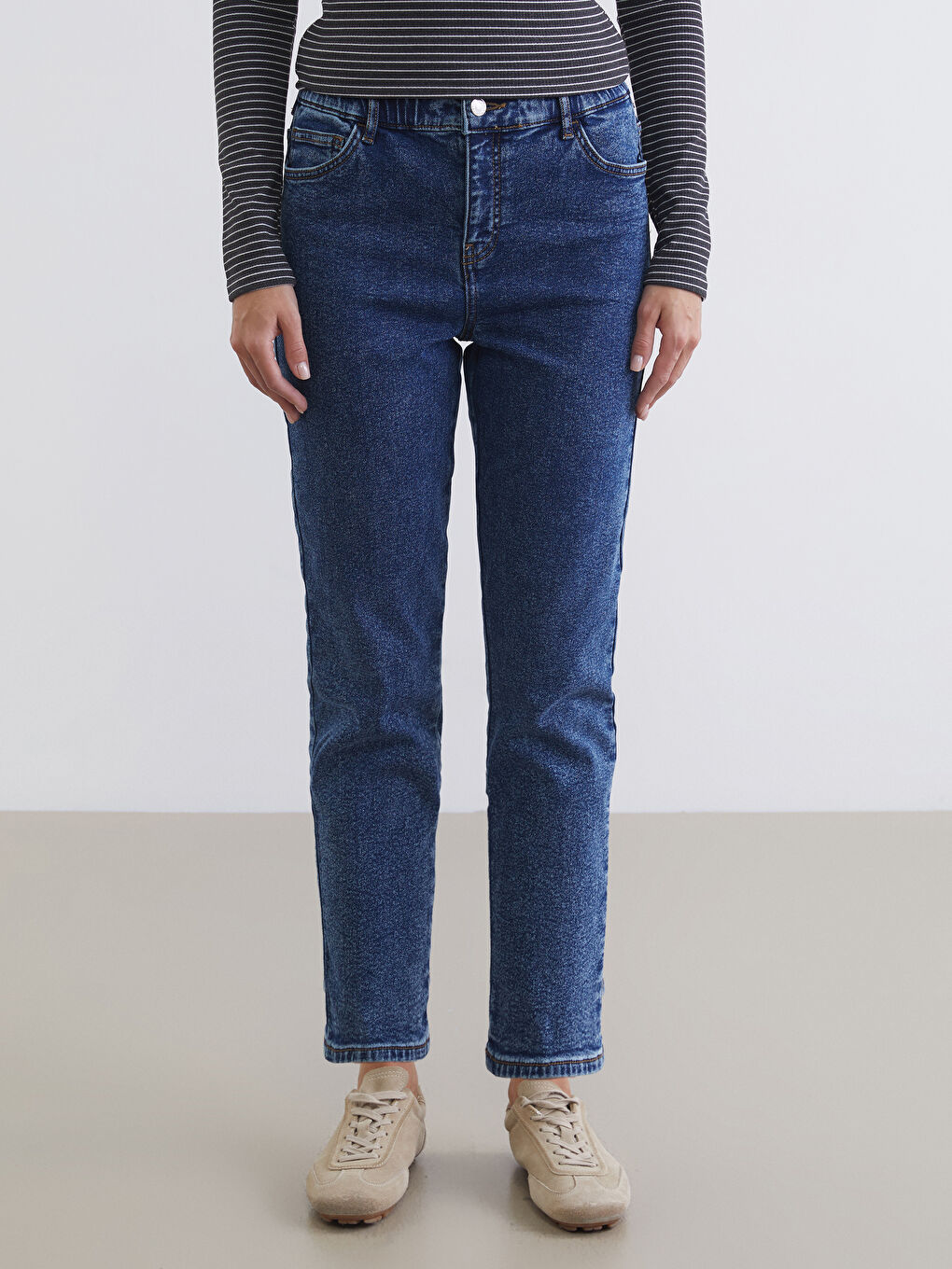 İndigo Beli Lastikli Slim Mom Kadın Jean Pantolon-1