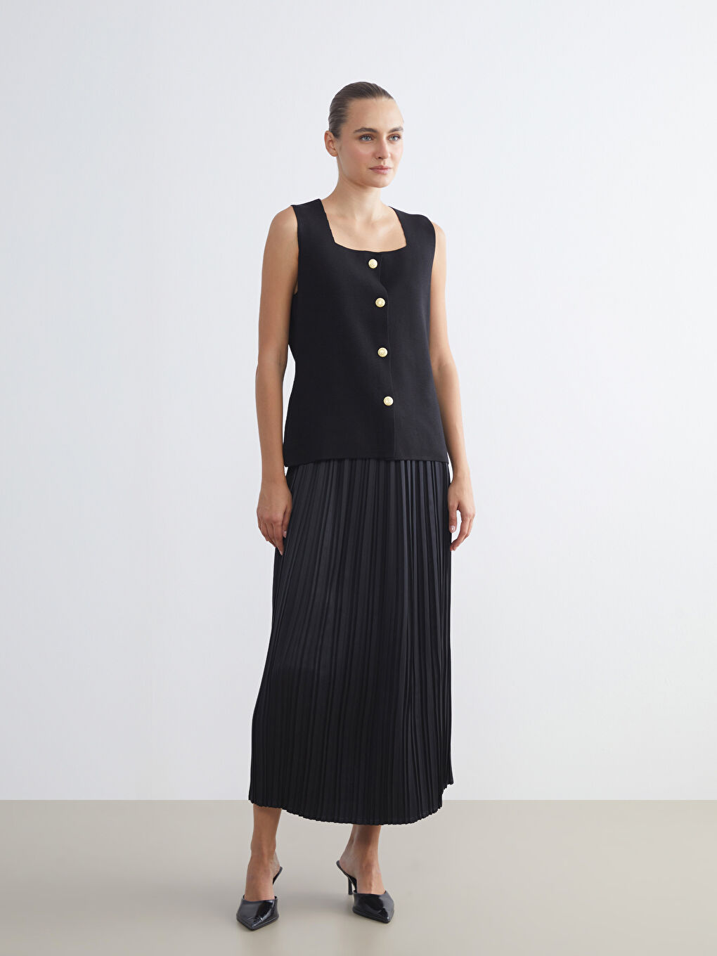 LCWAIKIKI Classic Woman BLACK Waistcoat -W5EM71Z8-CVL