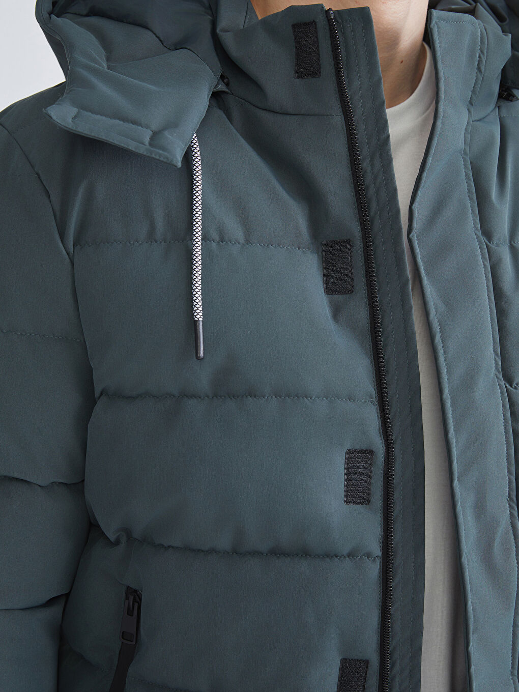 Standard Fit Hooded Men's Puffer Coat-3