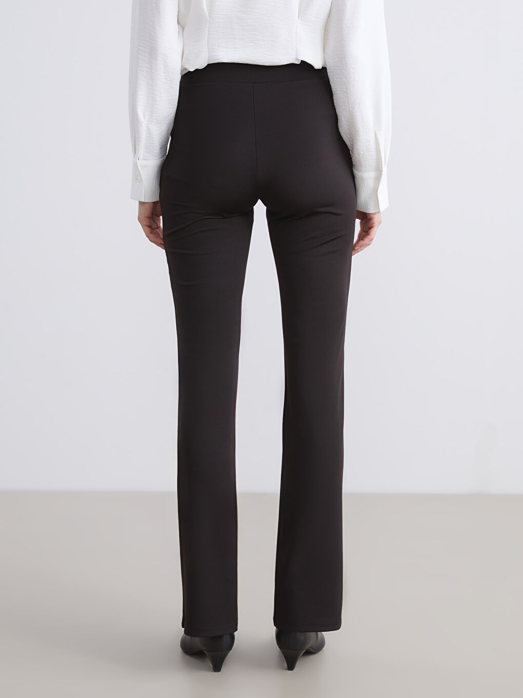 Siyah Beli Lastikli İspanyol Paça Kadın Tayt Pantolon-3