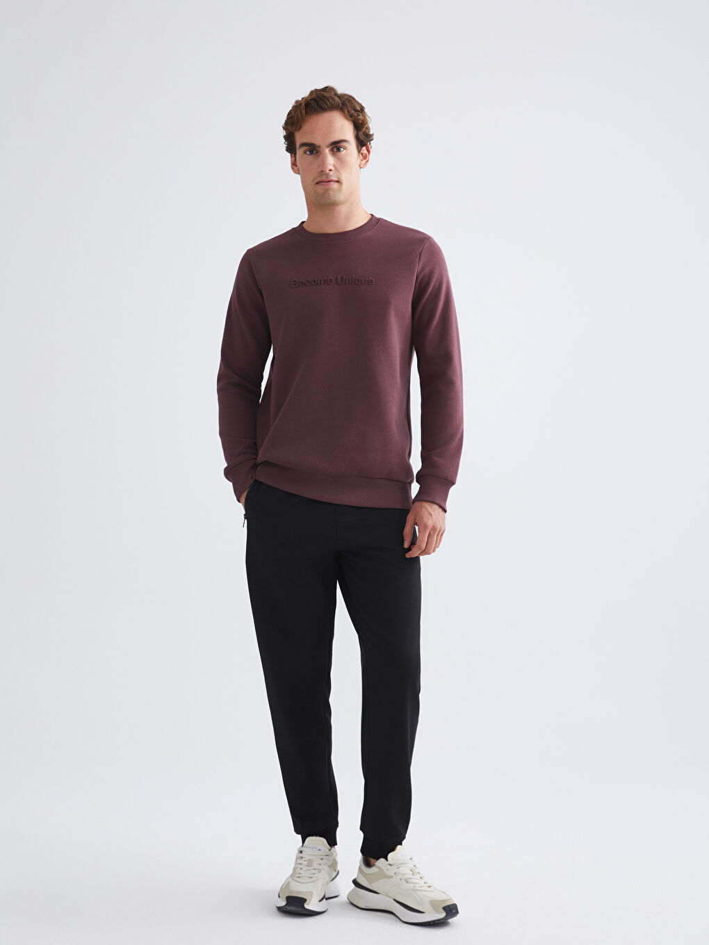 بنطلون رياضي للرجال بقصة عادية