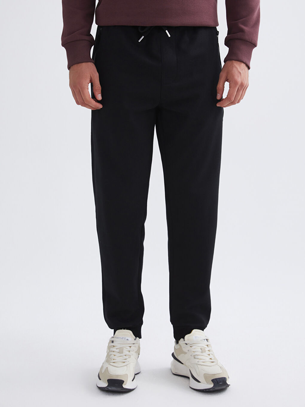 بنطلون رياضي للرجال بقصة عادية-1