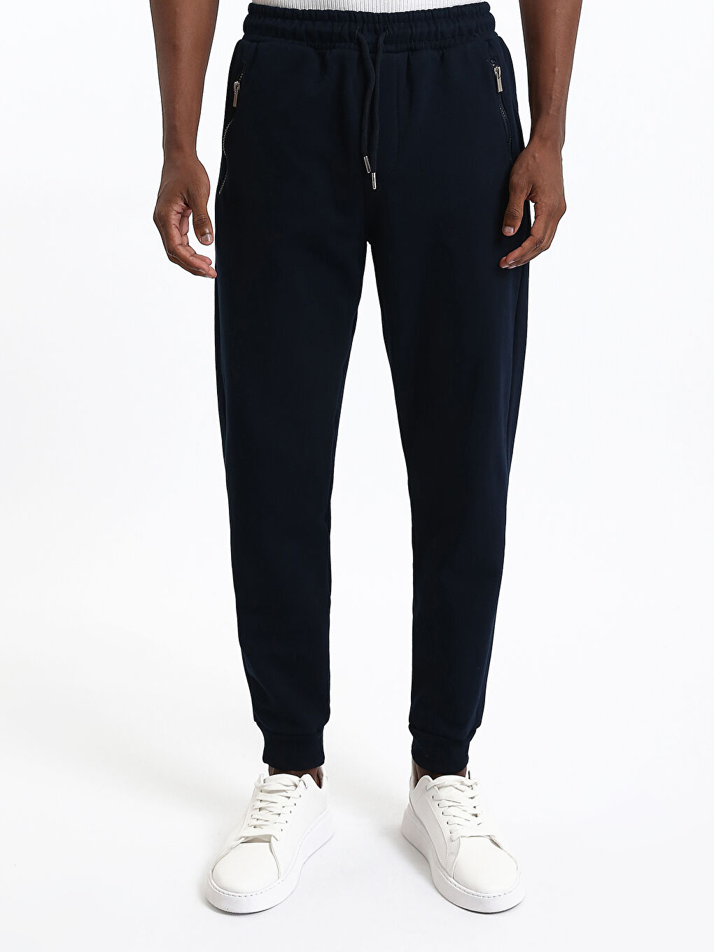 بنطلون رياضي للرجال بقصة عادية-1