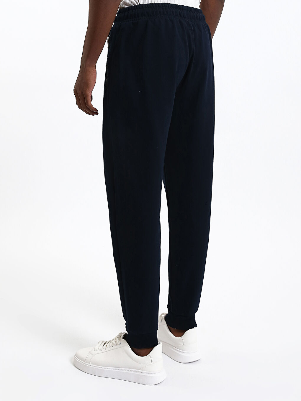 بنطلون رياضي للرجال بقصة عادية-4