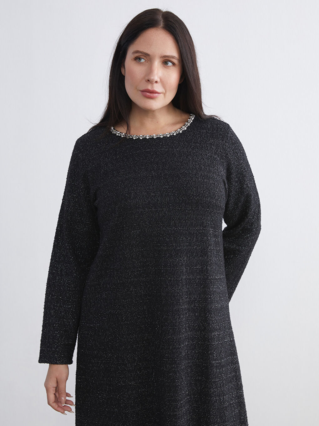 CRNA Haljina Žena-1