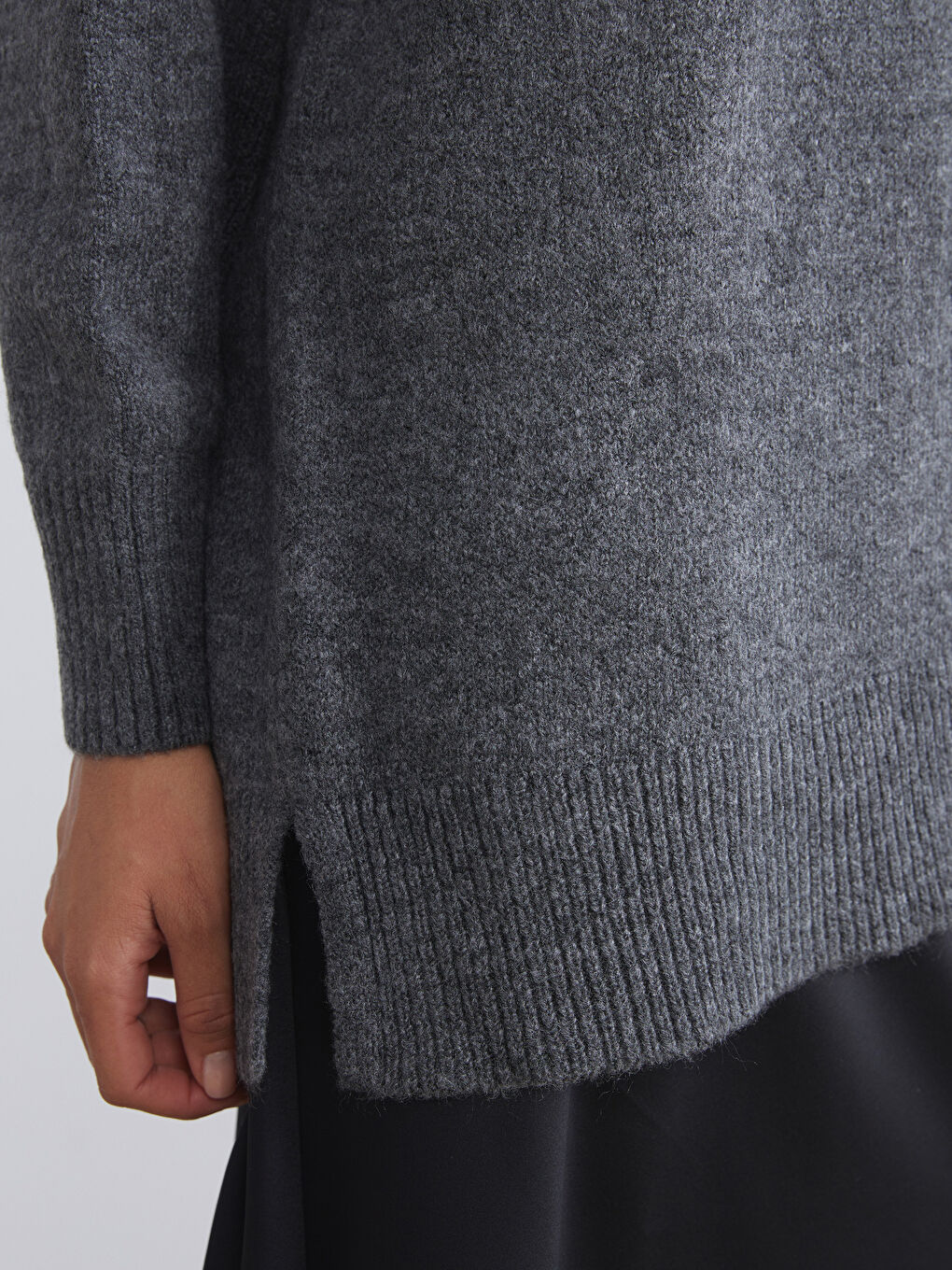 Gri Bisiklet Yaka Oversize Kadın Triko Tunik-2