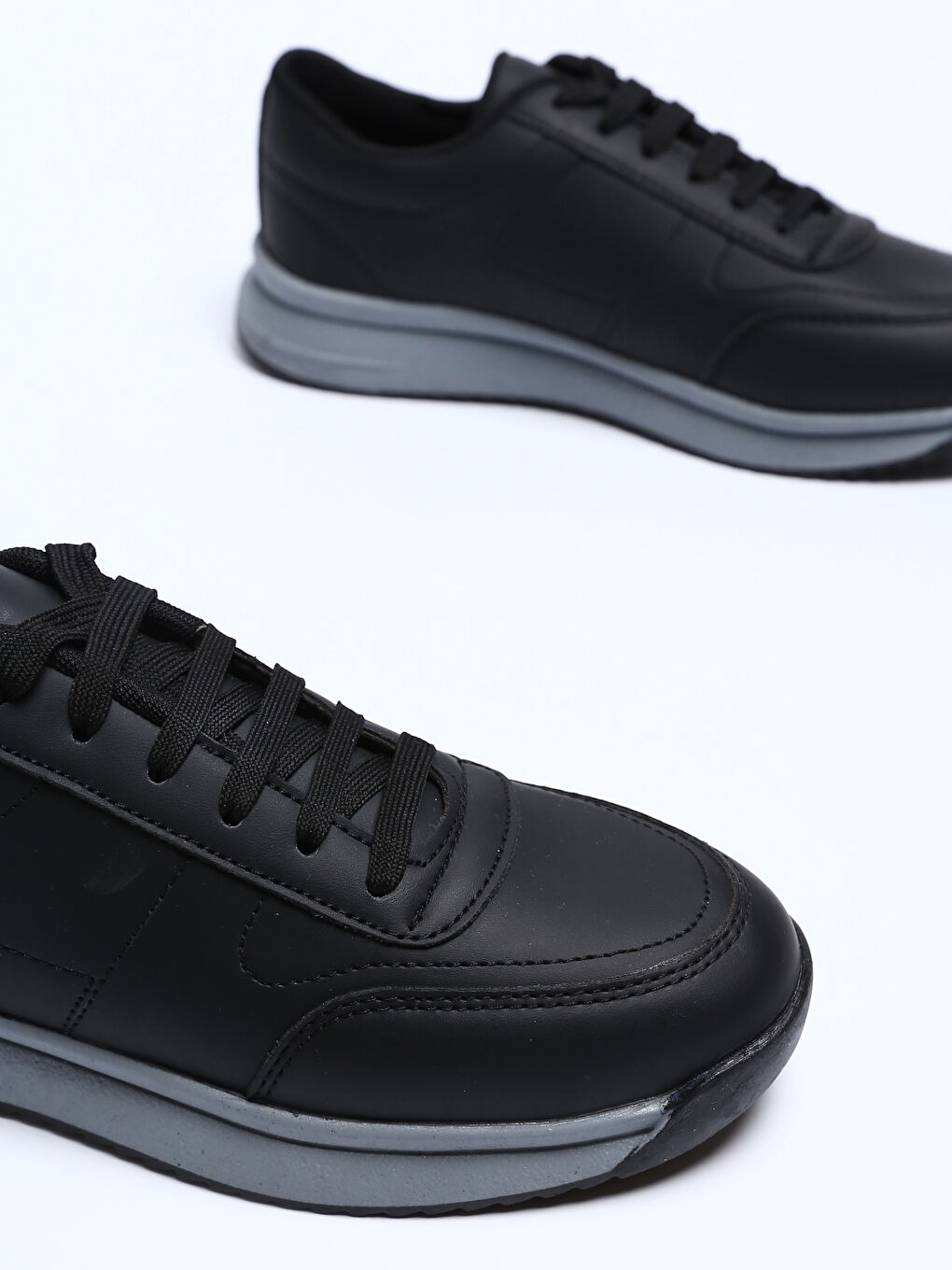 أحذية رياضية رجالي برباط-2