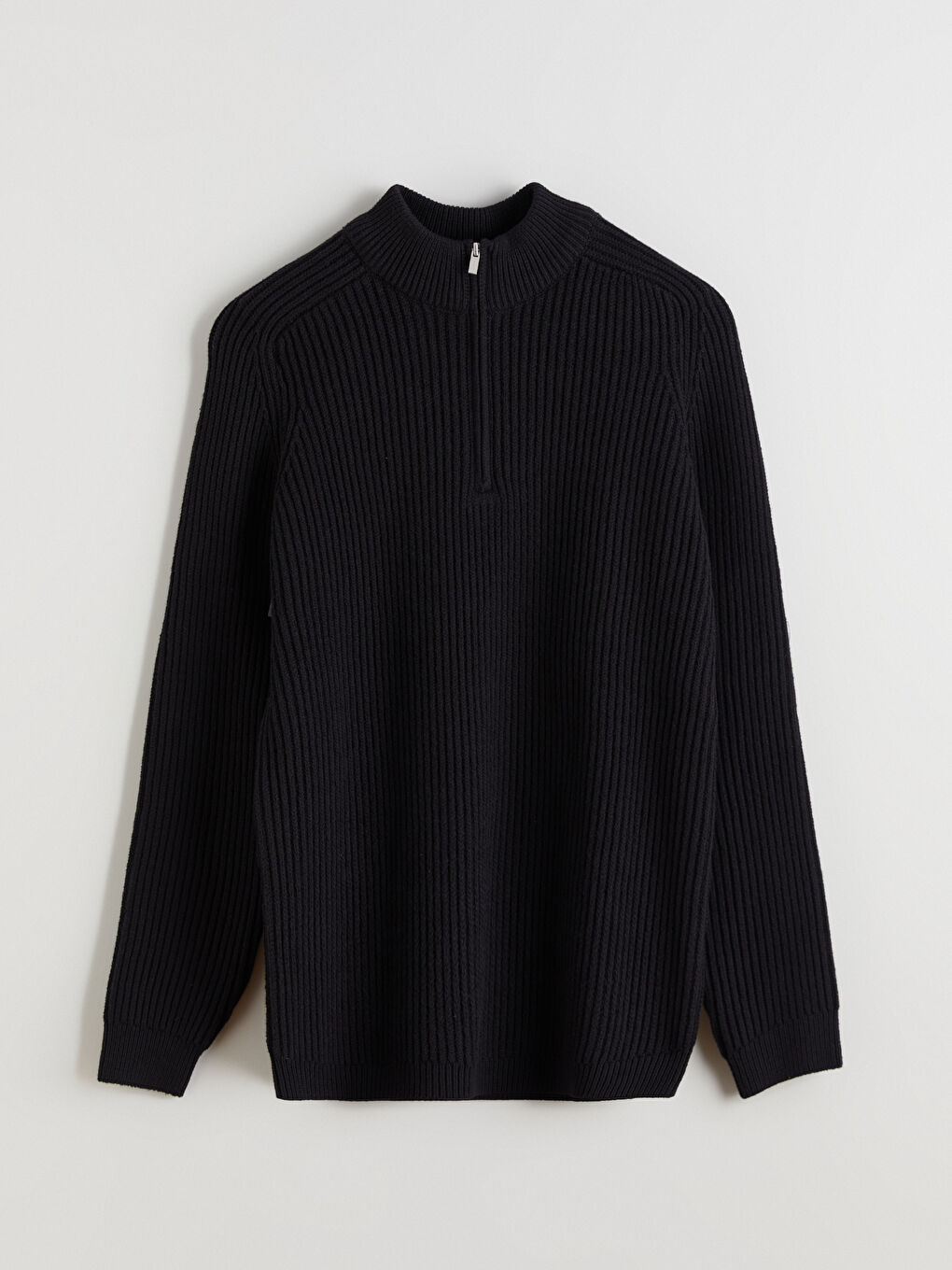 Standard Fit Stand Collar Men's Sweater-4