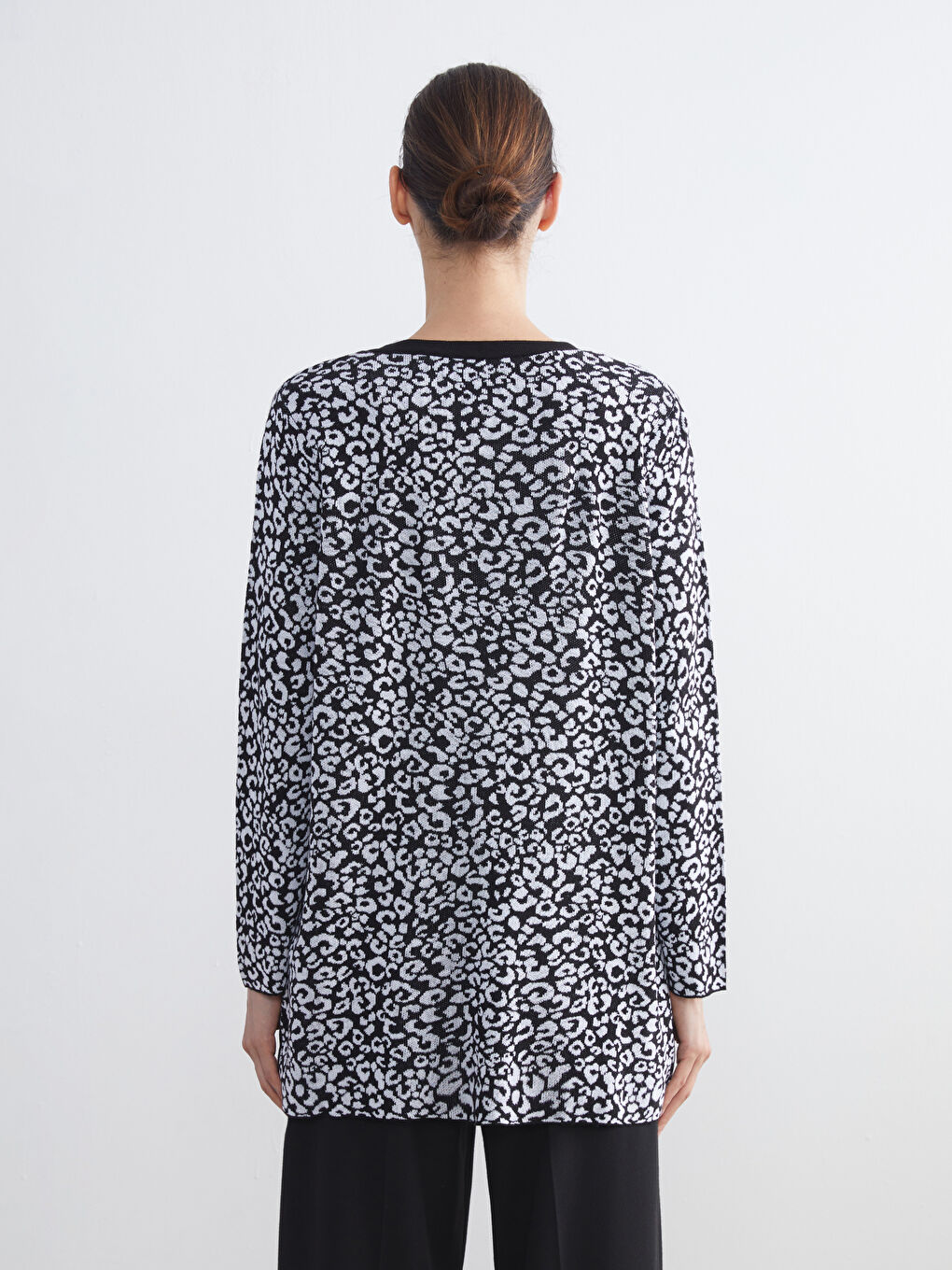 Crew Neck Patterned Women's Knitwear Cardigan-3