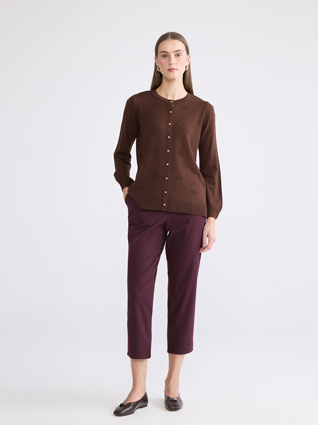 Kahverengi Bisiklet Yaka Kendinden Desenli Kadın Triko Hırka-1