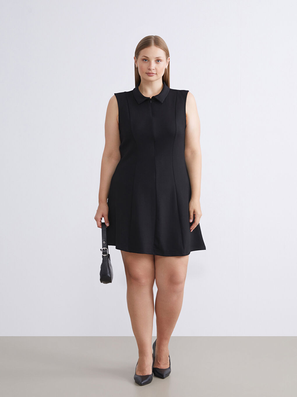 Siyah Polo Yaka A Kesim Mini Elbise-5