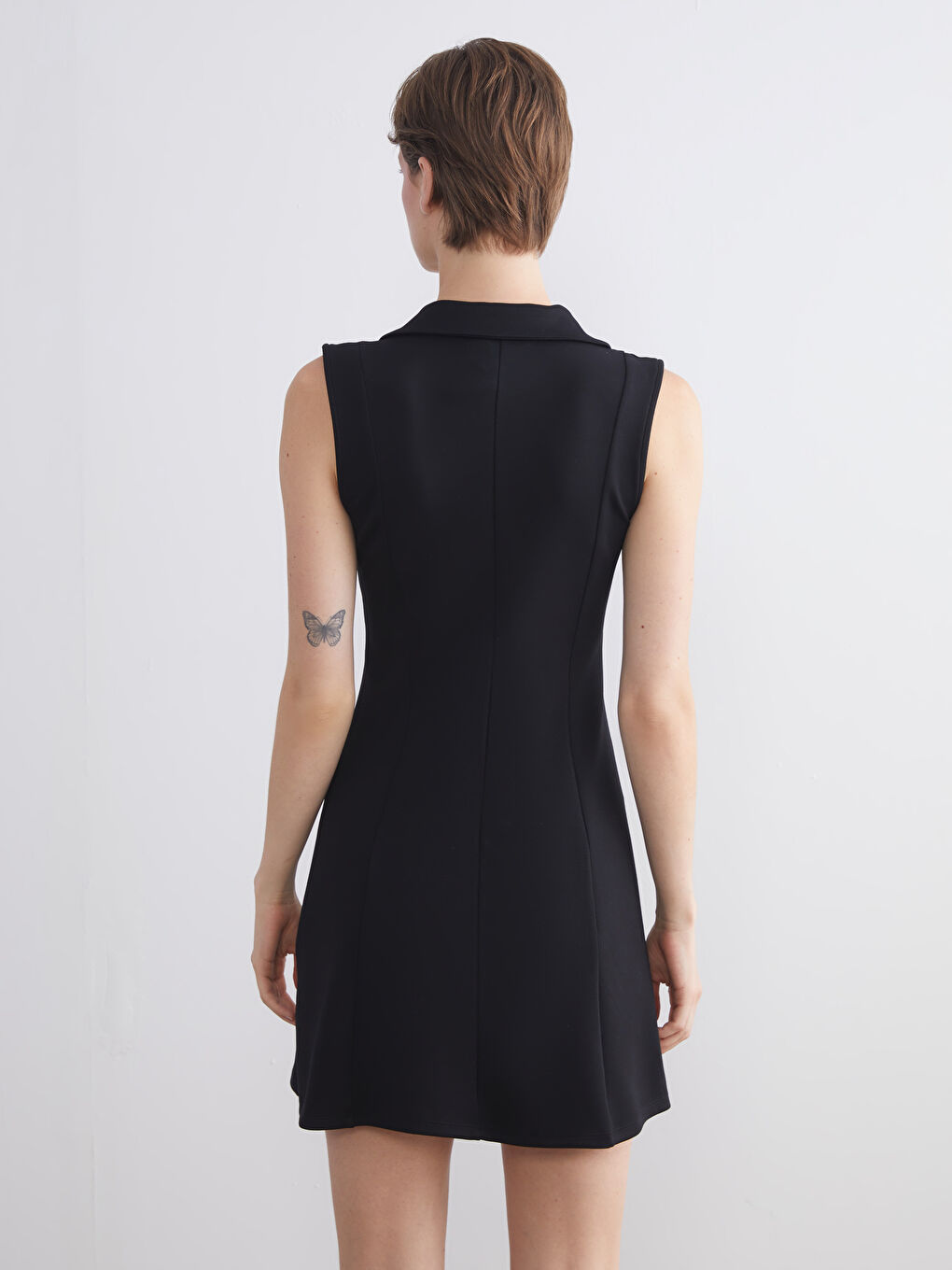 Siyah Polo Yaka A Kesim Mini Elbise-4