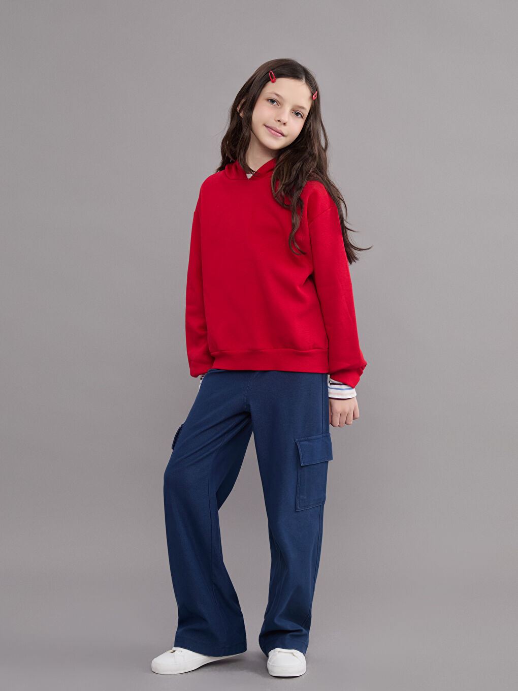 Kırmızı Kapüşonlu Kız Çocuk Kalın Sweatshirt-3