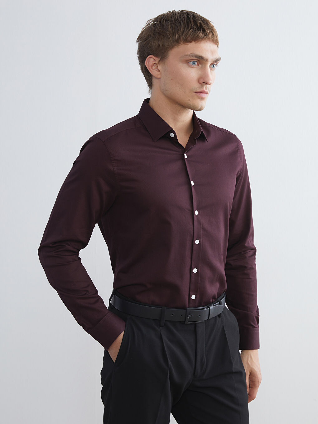 Рубашка Мужская Габардиновая Приталенного Кроя