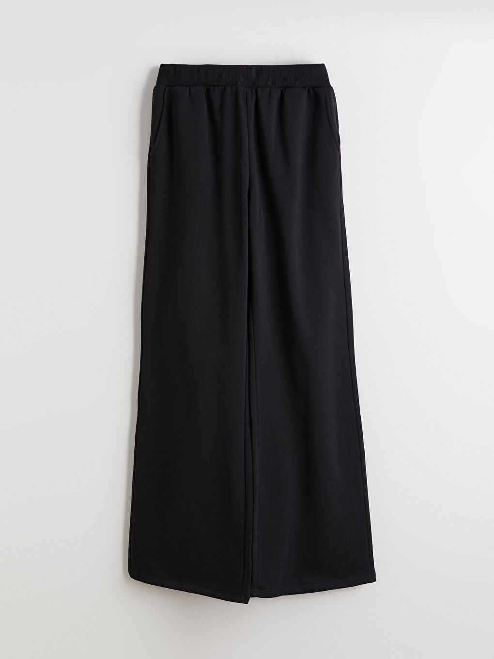 Woman BLACK Sweatpants