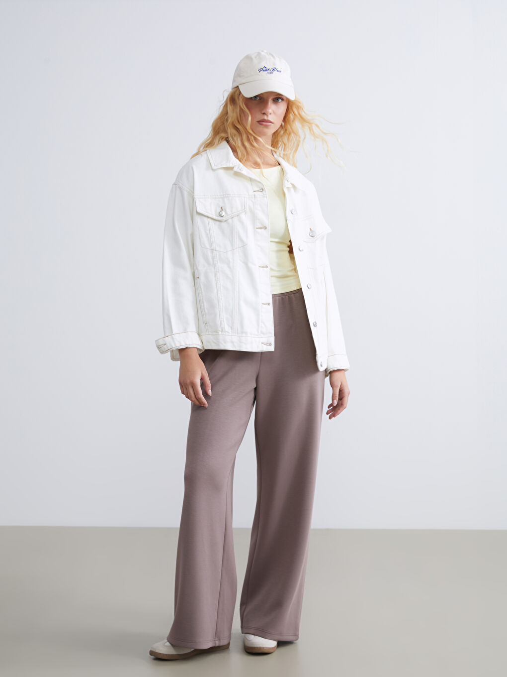 Women's Sweatpants with Elastic Waist